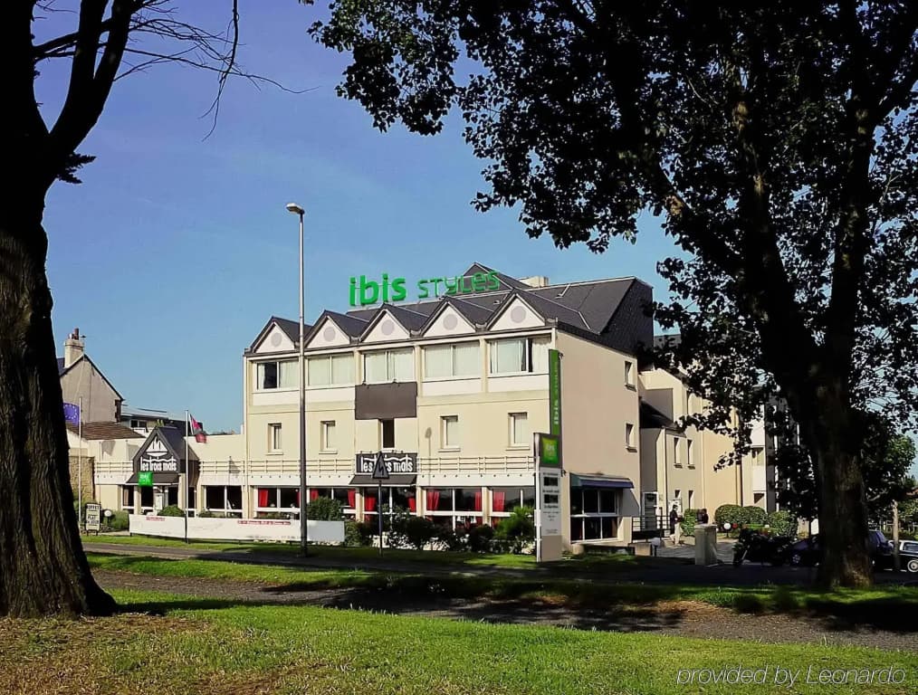 ibis Styles Ouistreham - Photo 1