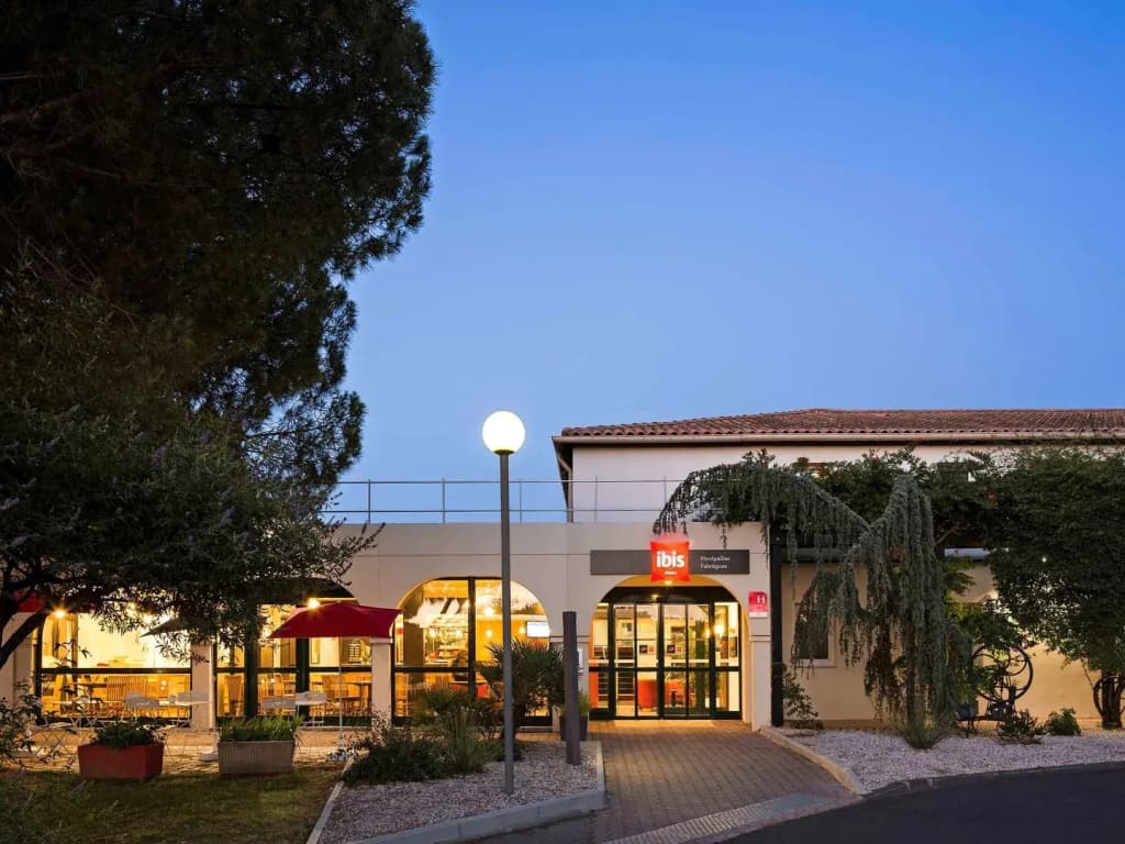 ACE Hôtel Travel Fabrègues - A9 Montpellier Sud - Photo 1