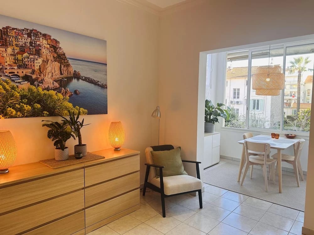 Bright one Bedroom Apartment in the Center of Cannes 13 Minutes Walk to the Palais des Festivals - 2290 - Miniature 6