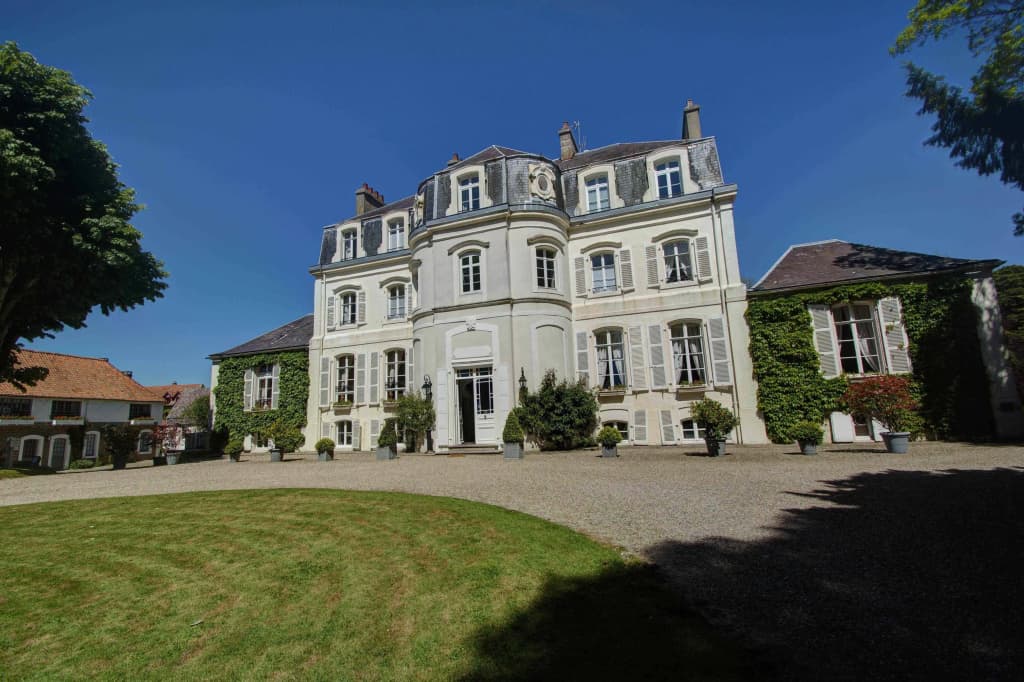 Hôtel Château Cléry - Photo 1
