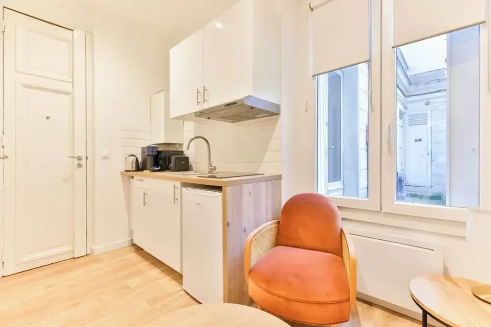 Modern Deluxe Studio in the Heart of Paris - Photo 5