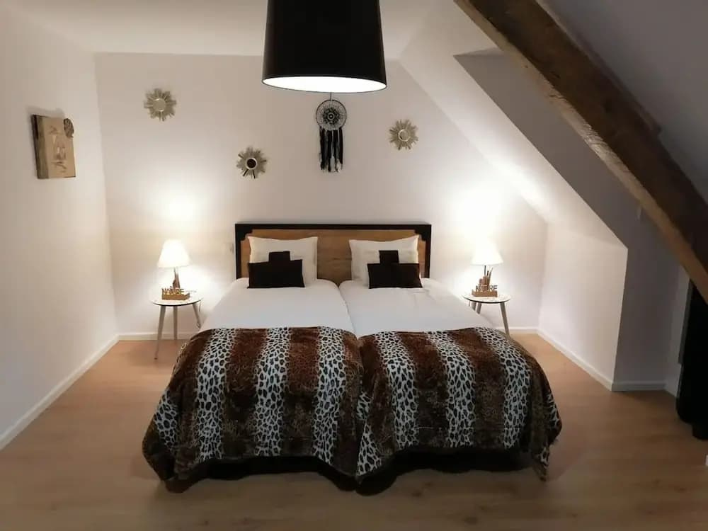 Villa in Monce-en-belin Near Le Mans Circuit - Photo 2