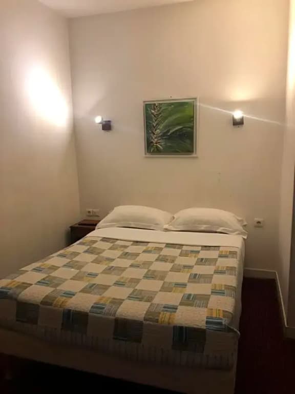 Hotel Chevallier - Photo 4