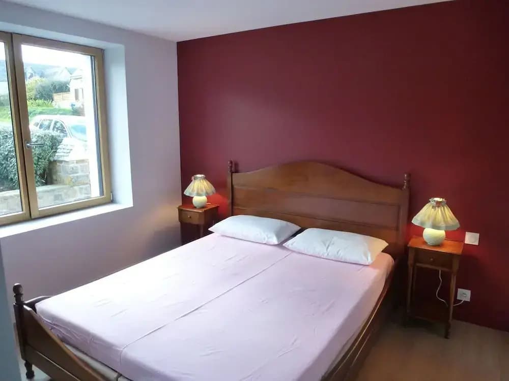 Cottage in Plougasnou Near Stunning Beaches - Photo 2