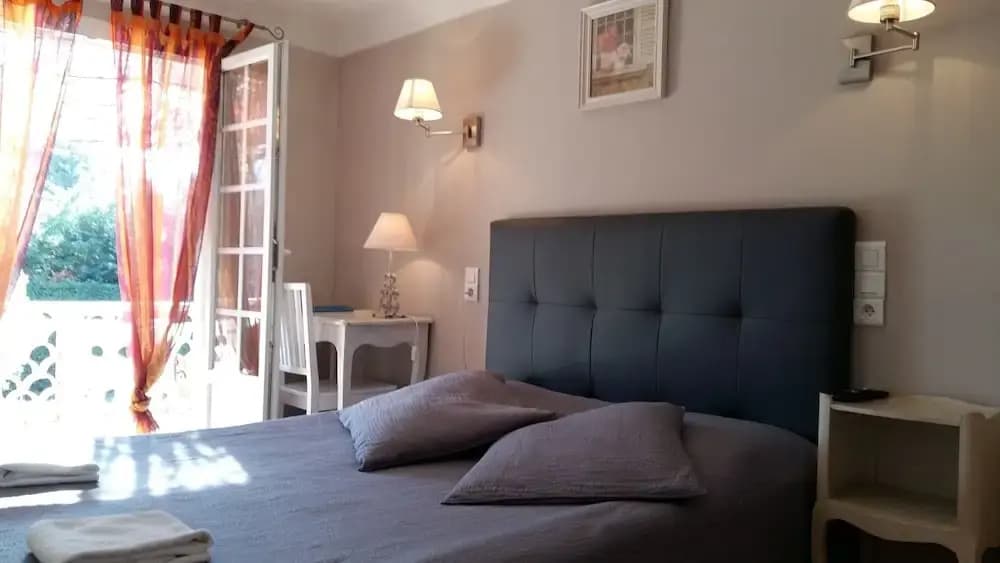 Hôtel Le Chêne Vert - Photo 5