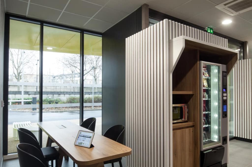 B&B HOTEL Paris Saint-Denis Pleyel - Miniature 8