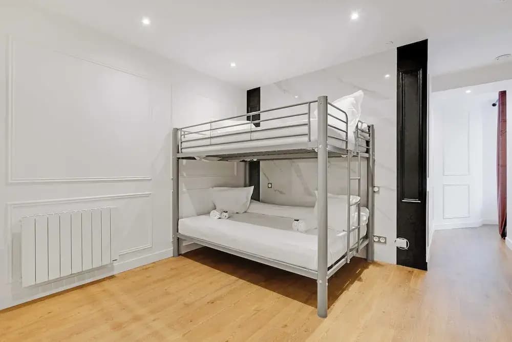 Comfortable Studio - 1br/4p - Republique - Photo 1