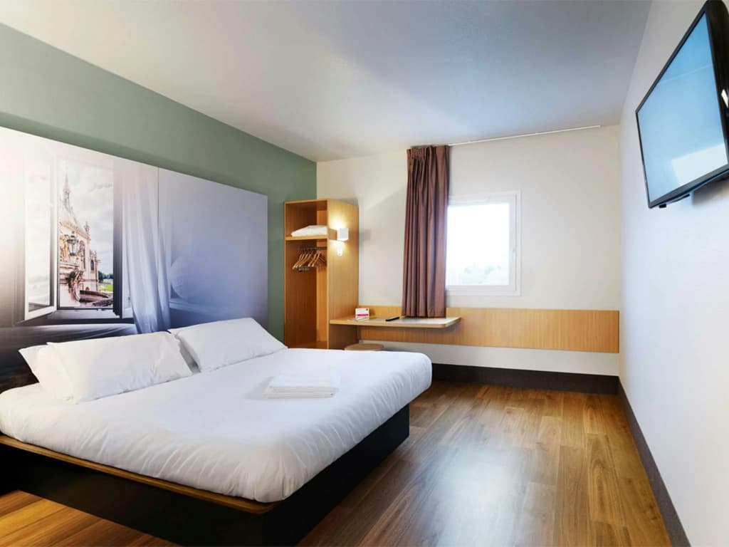 B&B HOTEL Creil Chantilly - Photo 4