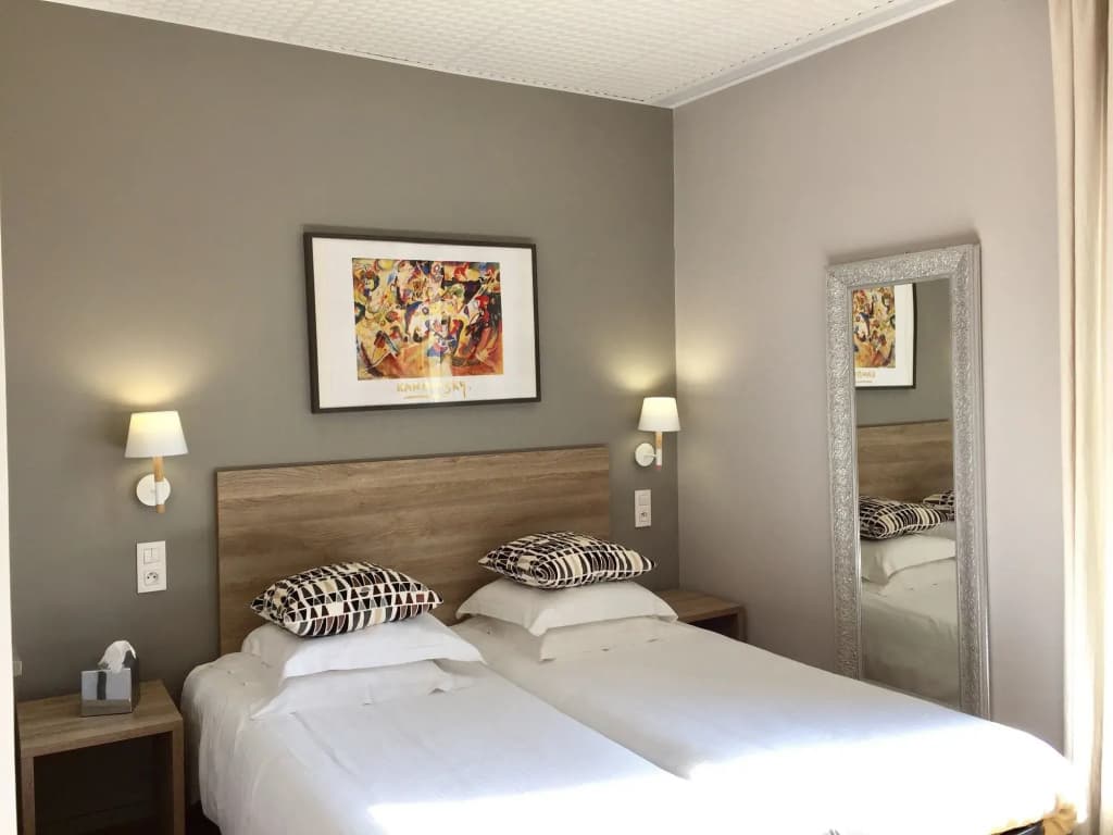 Hotel Le Petit Castel - Photo 3