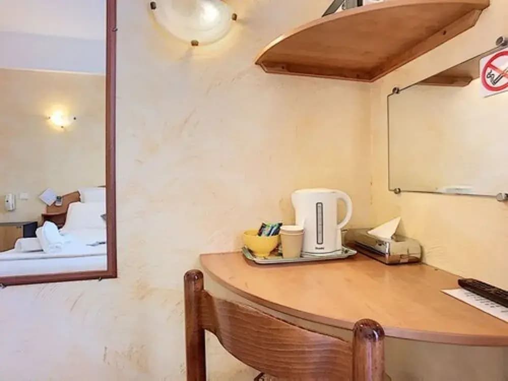 Le Provence Hôtel Golfe Juan - Photo 2