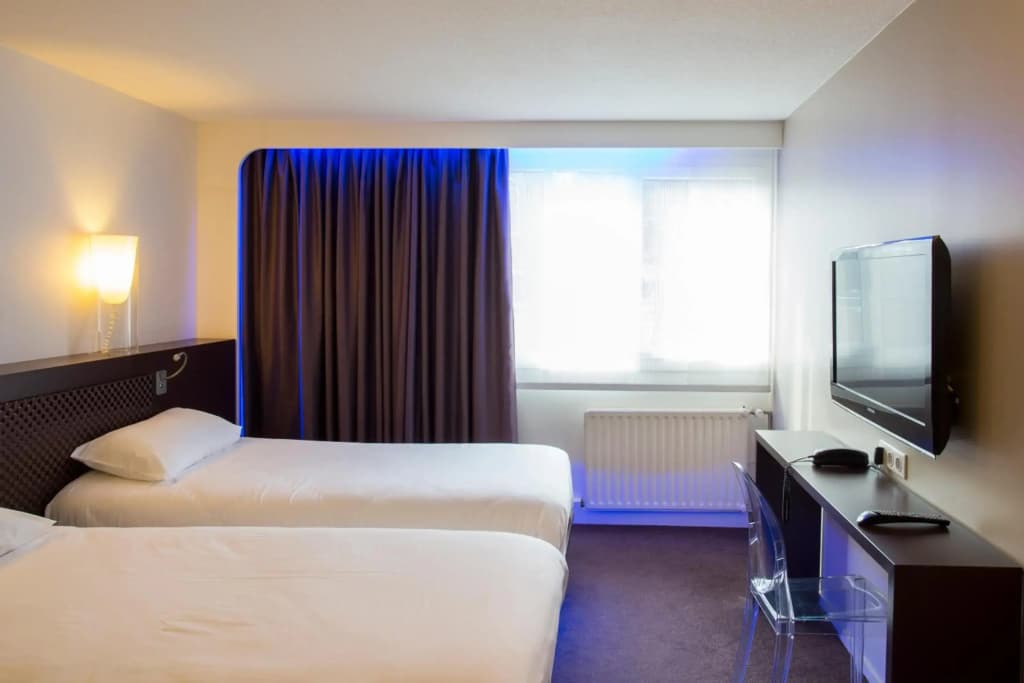 ibis Styles Lorient Caudan - Photo 3