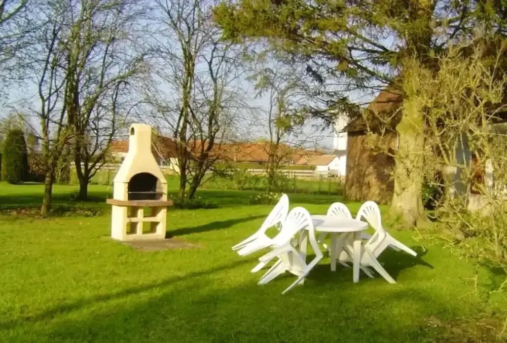 House With 2 Bedrooms in Tours-en-vimeu, With Wonderful City View, Enclosed Garden and Wifi - 15 km From the Beach - Minia...