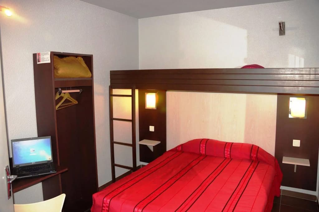 Brit Hotel Essentiel Sete Balaruc - Photo 3