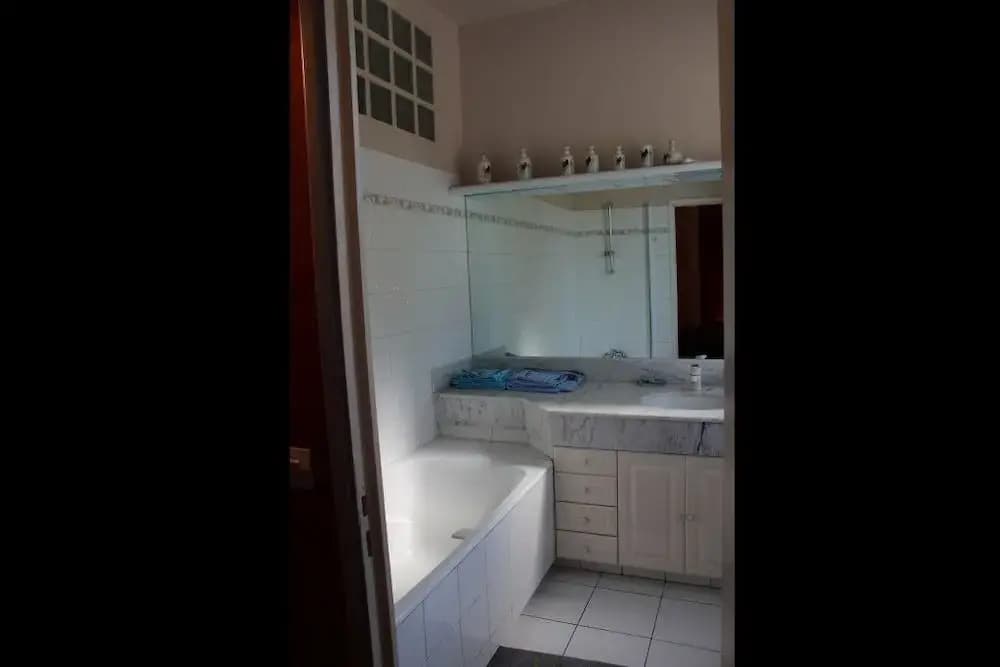Carcas Hotes Guest House - Miniature 7