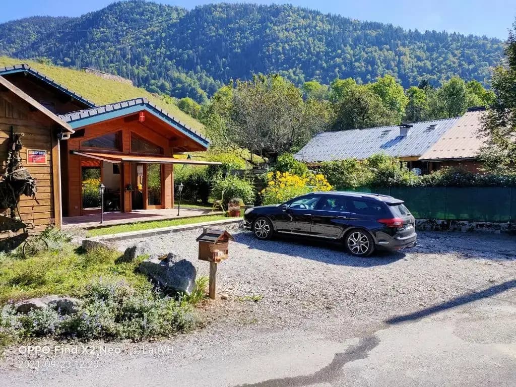 Chalet de 3 chambres avec jacuzzi jardin et wifi a Le Biot a 7 km des pistes - Miniature 7