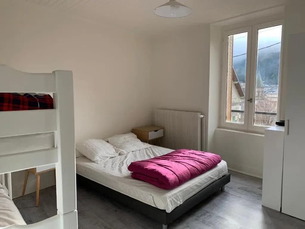 Appartement 4 personnes, 1 chambre, terrasse, Wifi, proche du centre - Photo 4