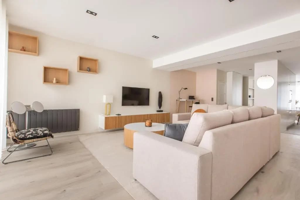 Appartement spacieux et moderne 4 chambres à 5mn à pieds République - Photo 1