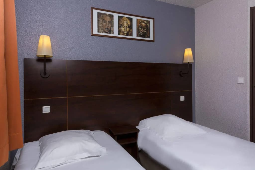 Hotel New - Photo 3