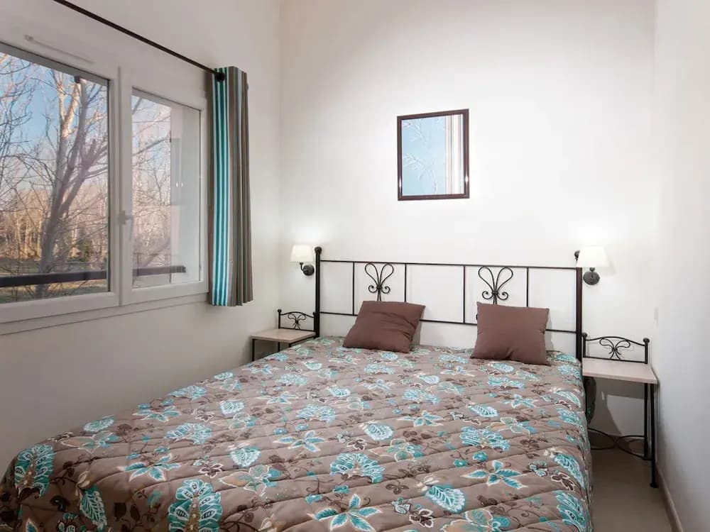 Charming Stay Near Sorgue - Photo 2