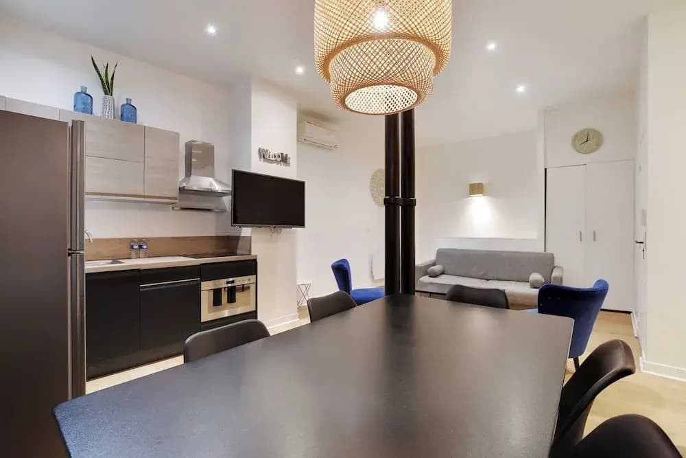 Elegant Apartment - 2bd/6p - Hotel de Ville - Miniature 6