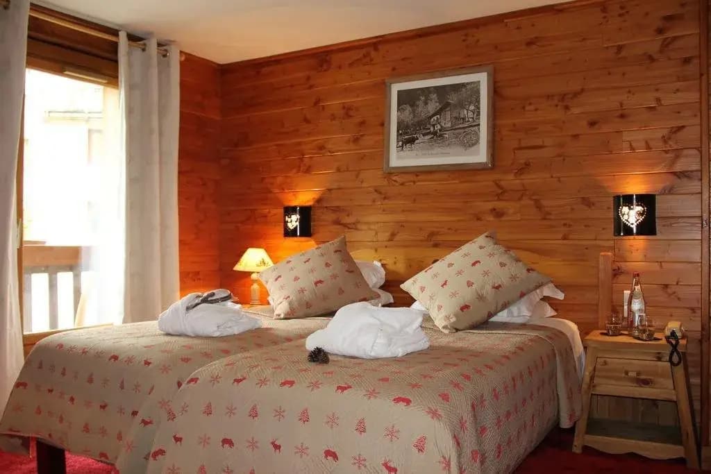 Hotel Auberge Saint Hubert - Photo 2