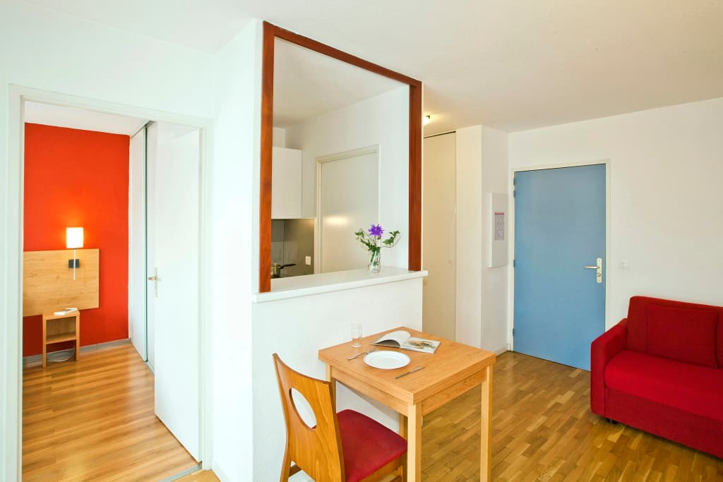Séjours & Affaires Lyon Saint-Nicolas - Photo 4