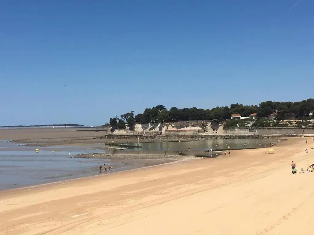 Petit nid à 50m de la plage au coeur de Fouras - Photo 4