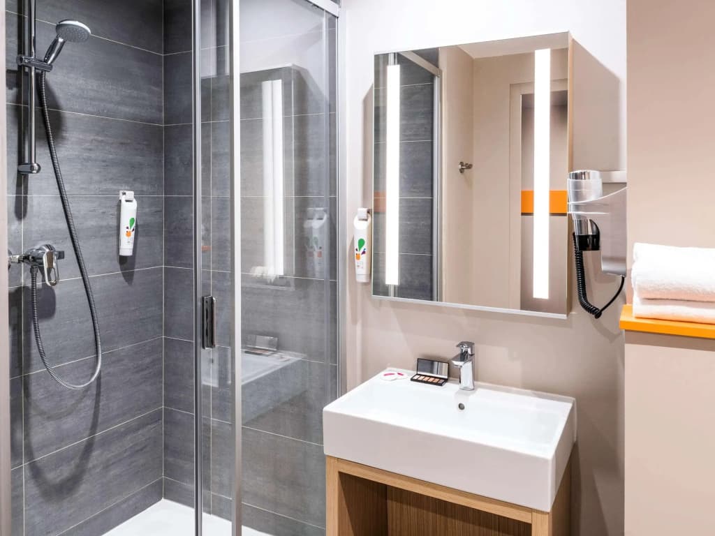 ibis Styles Clamart Gare Grand Paris - Miniature 8