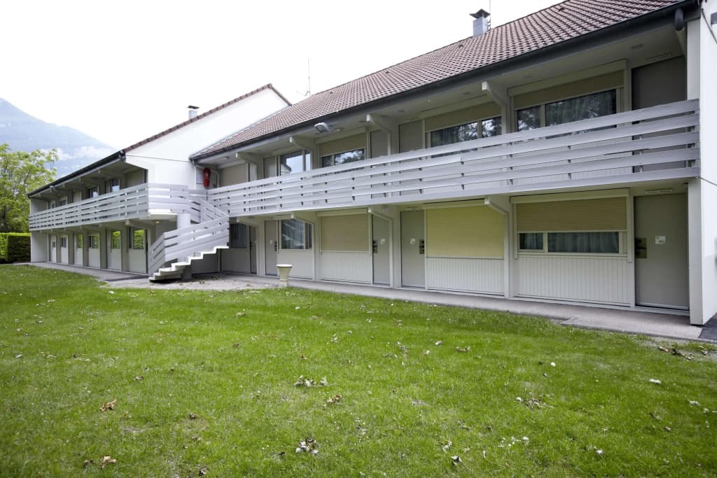 Hotel Campanile Grenoble Nord - Saint Egrève - Photo 1