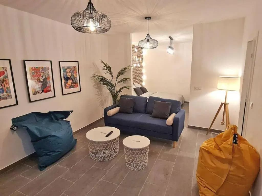 GregBnb-com - Centre Ancien - T2 style loft - Miniature 8