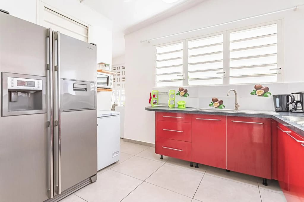 Villa de 3 chambres avec piscine privee jacuzzi et jardin clos a Baie Mahault - Photo 1