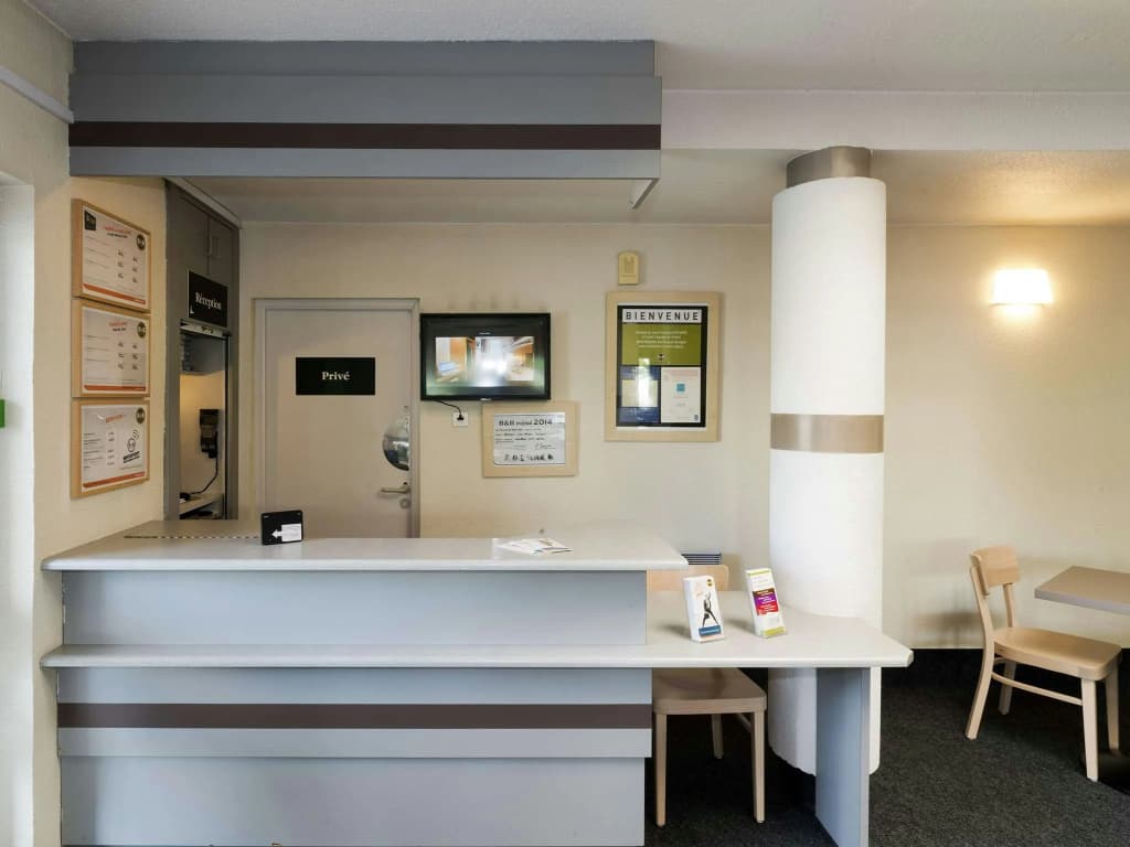 B&B HOTEL Rennes Est Cesson Sévigné 3 étoiles - Photo 3