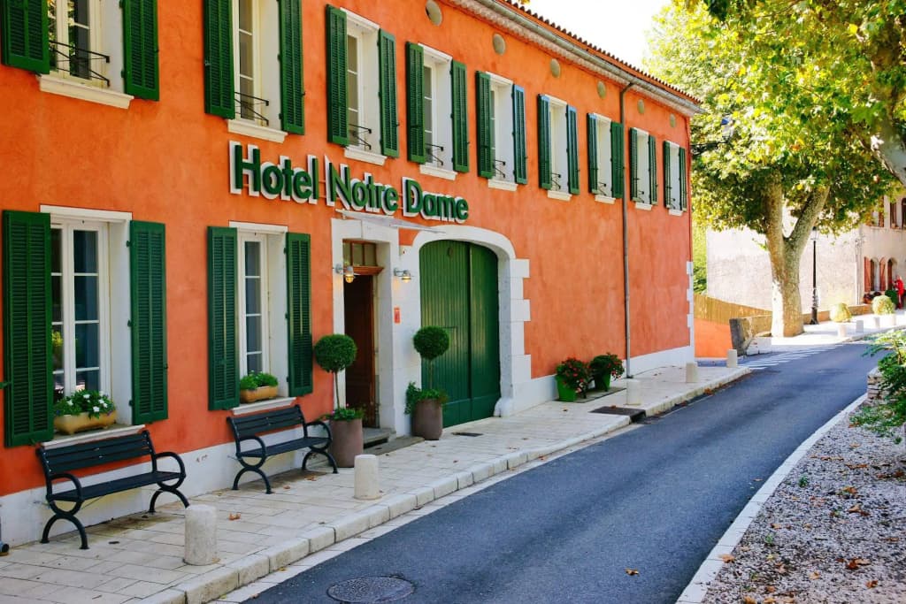 Hôtel Notre Dame - Photo 1