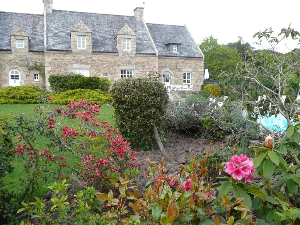Le Manoir des Quatre Saisons - Photo 1