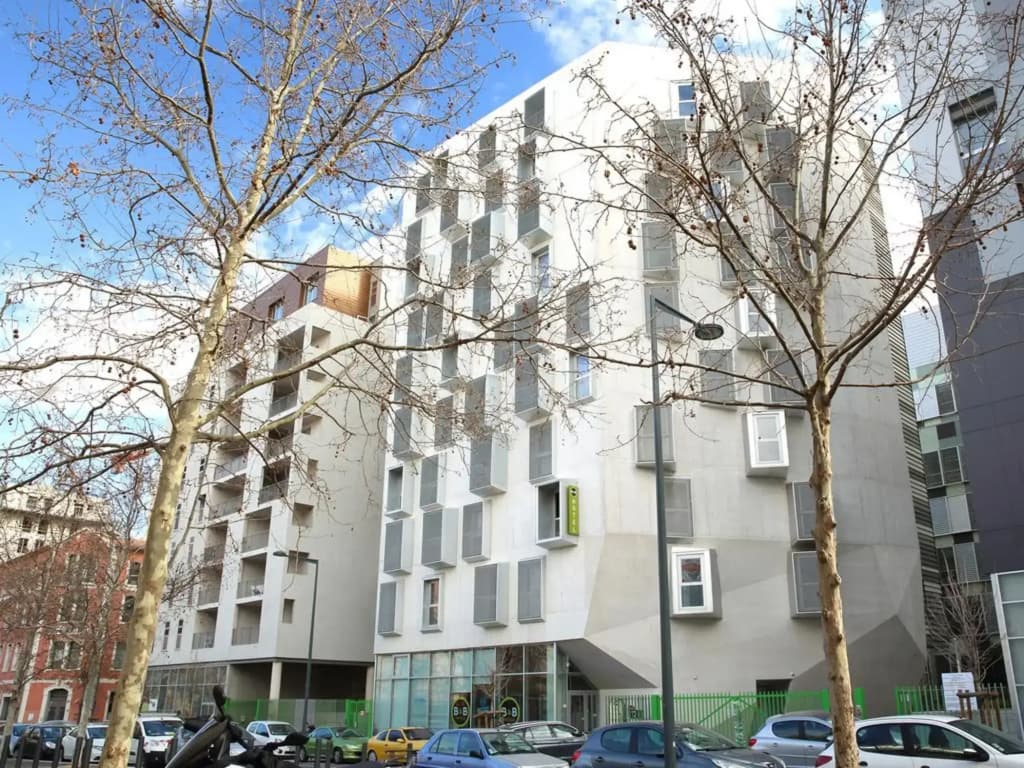 B&B HOTEL Marseille Euromed - Photo 1