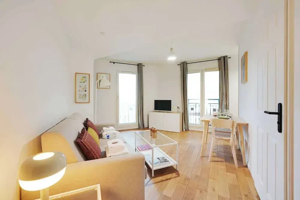 Bright, Modern Studio for 2P - La Defense - Photo 2
