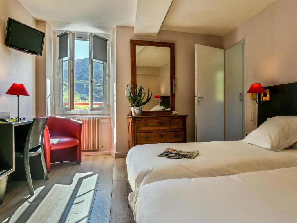 Hôtel du Chêne - Photo 2