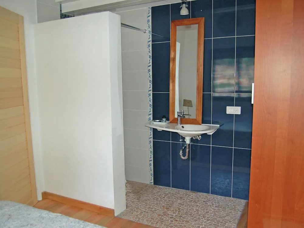 Luxury Apartment near Sea in La Turbie - Miniature 7