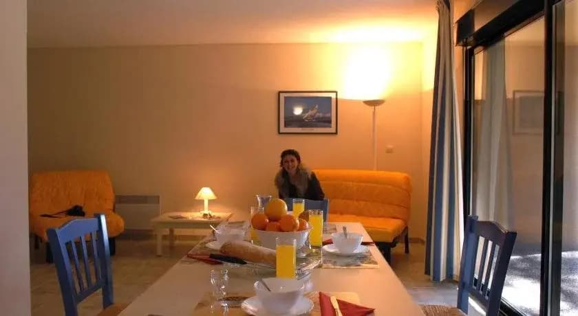 La Marina - Photo 1