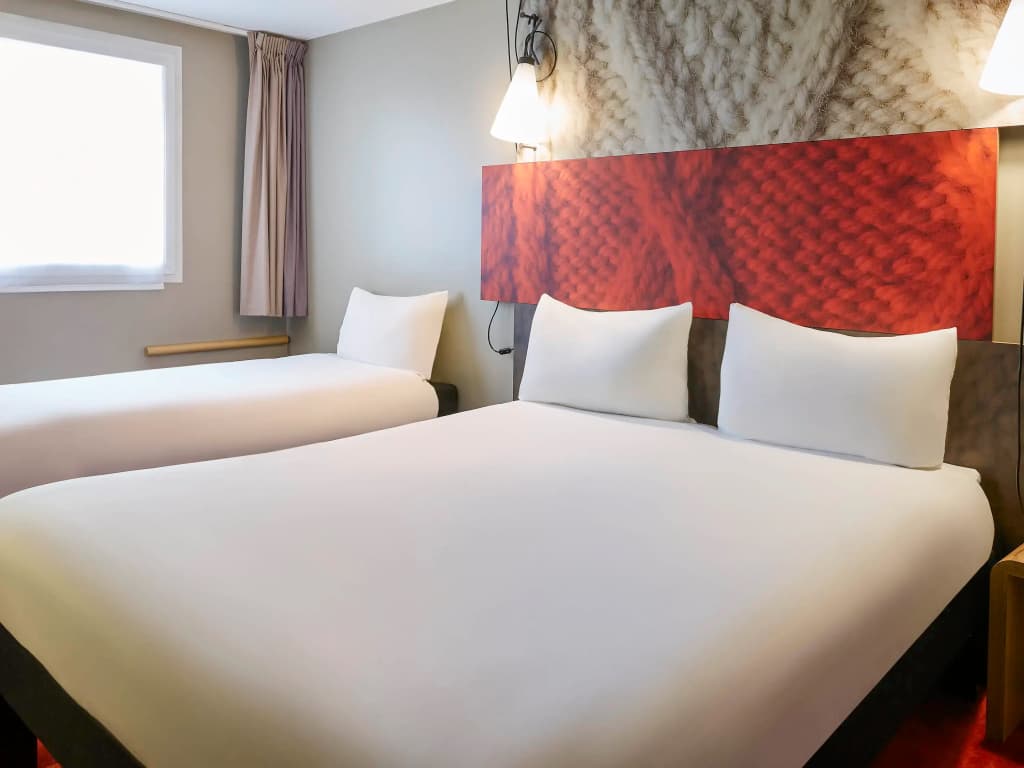 Ibis Paris Canal Saint Martin - Photo 3