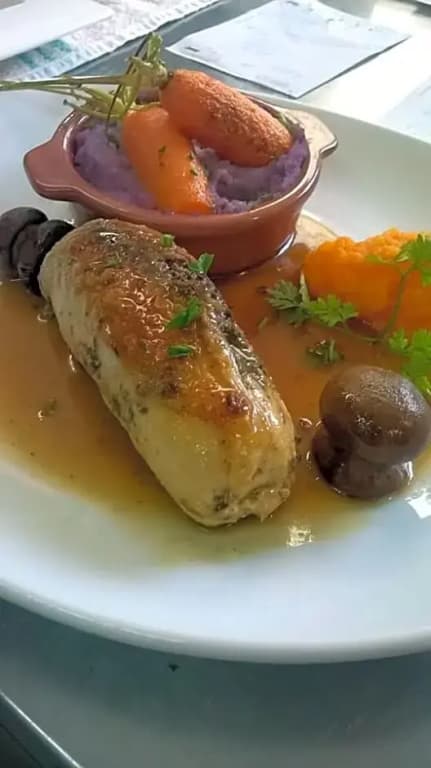 Hotel Restaurant Henry - Photo 5