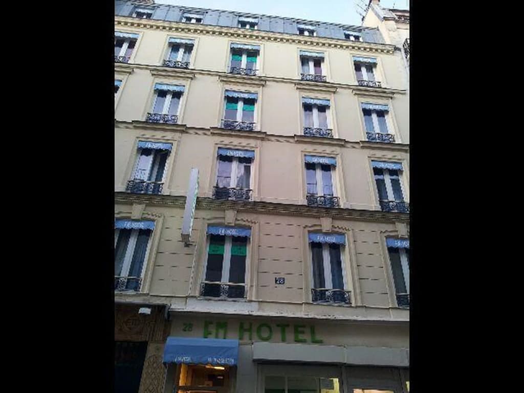 FM Hotel - Photo 1