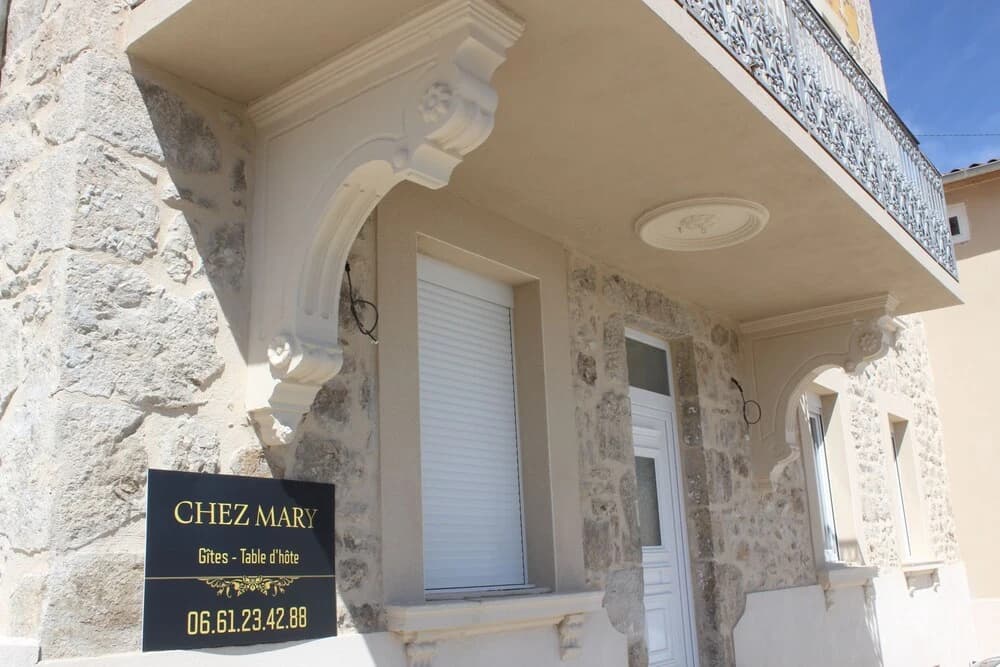 Chez Mary - Photo 1