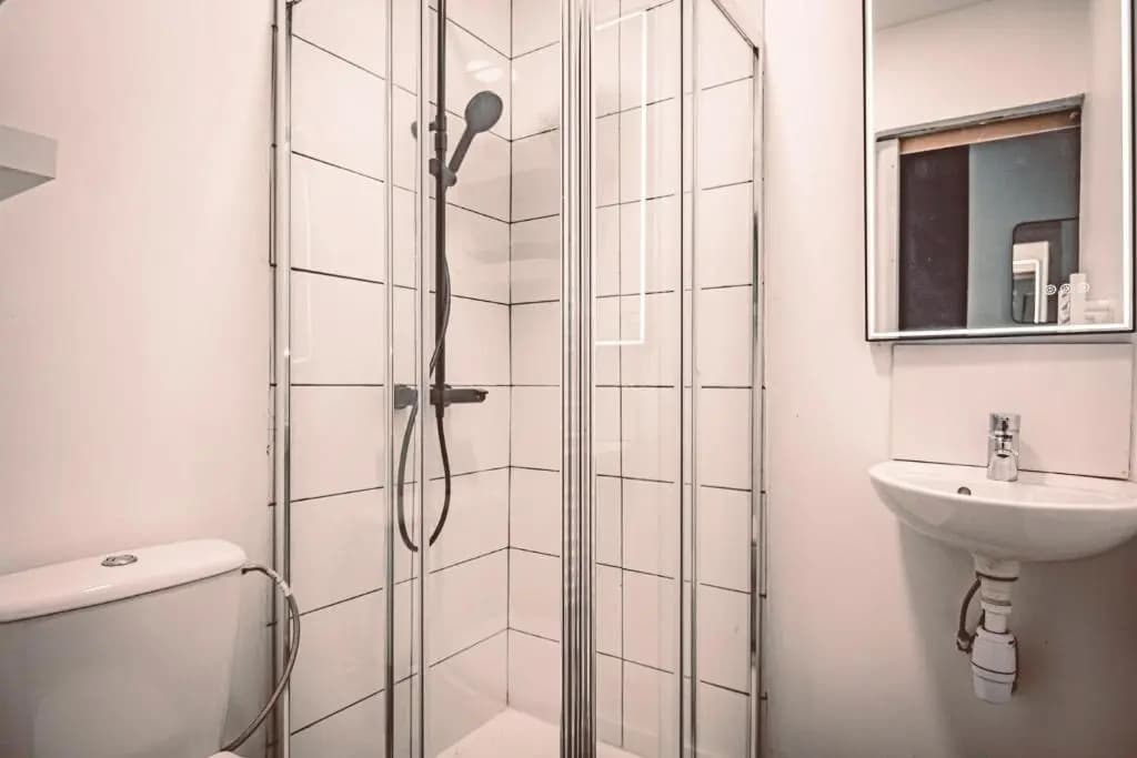 La Suite - Paisible et à deux pas de la gare - Photo 2