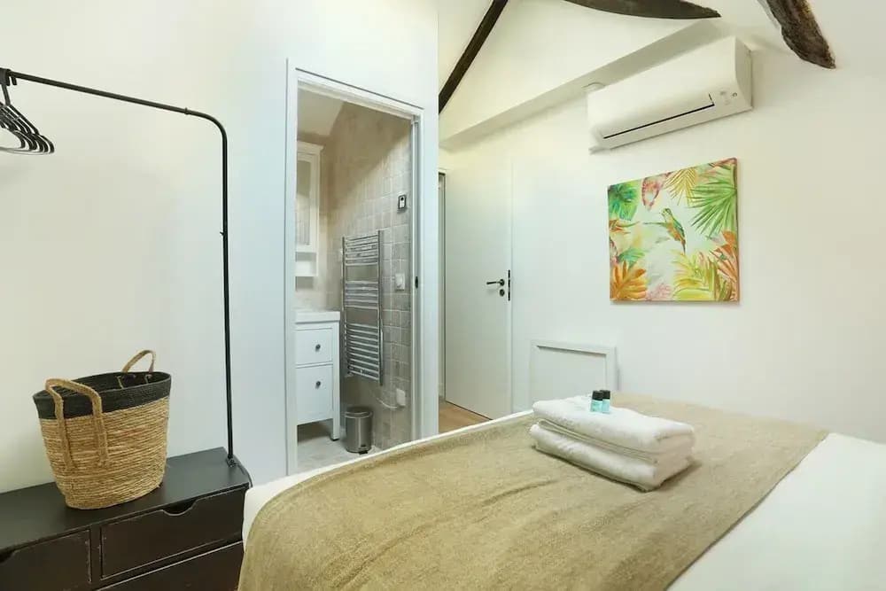 Charming Apartment Center of Paris With Terrace - Miniature 6