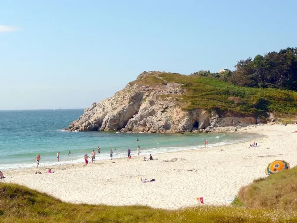 Holiday Home in Plouarzel Near Sandy Cove - Miniature 6