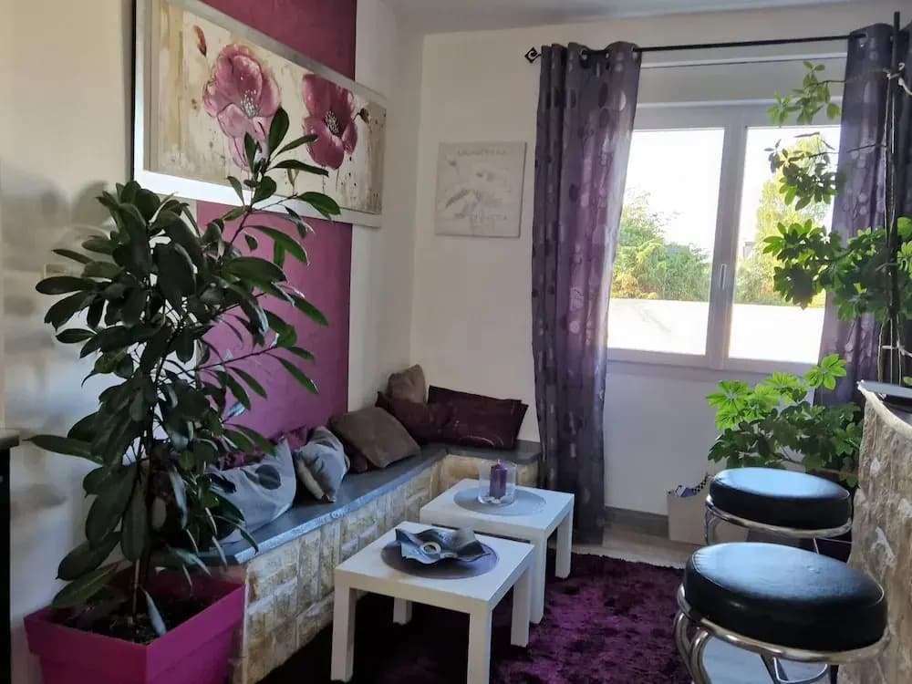 Holiday House With Private Pool in a Shared Property - Photo 1
