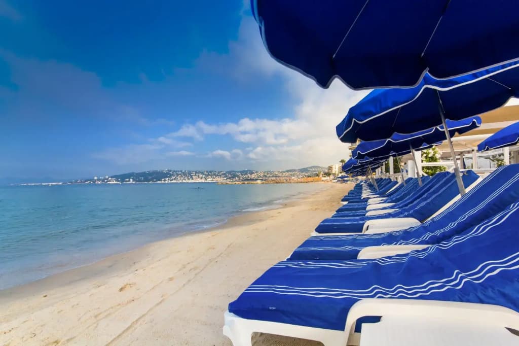 Garden Beach Hotel - Miniature 6