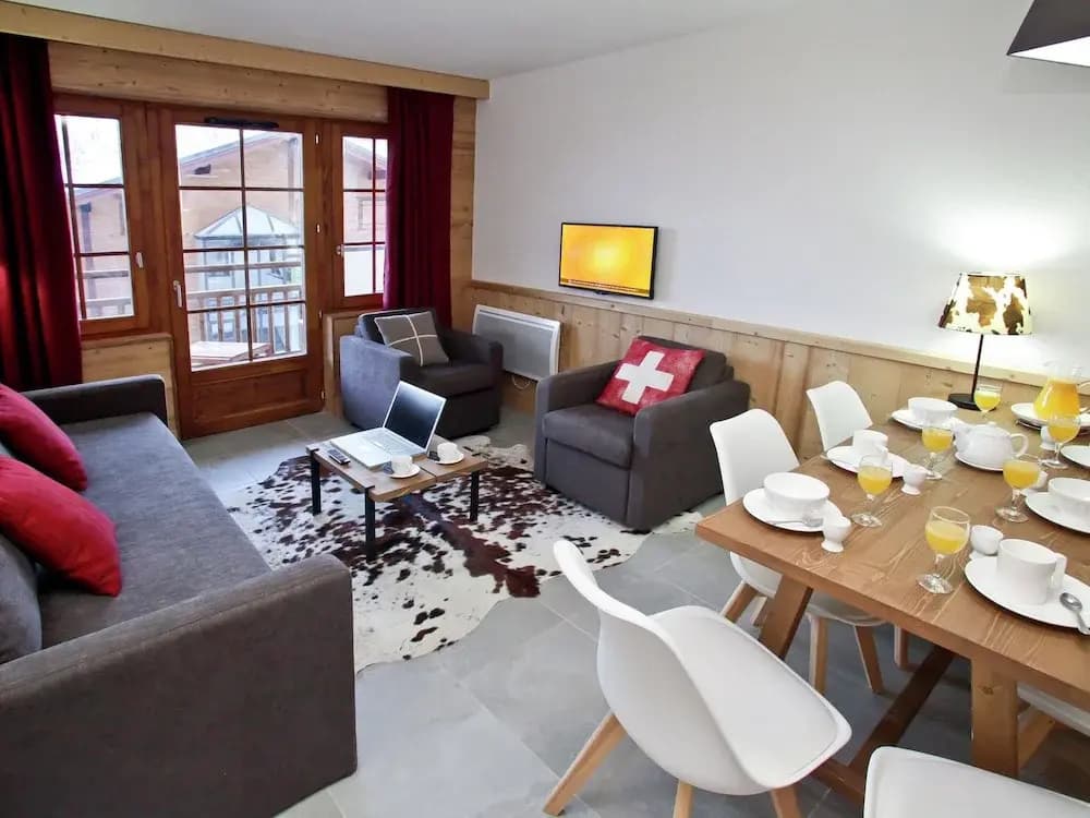 Comfortable Apartment in Chatel, 50 m. From the ski Lift - Miniature 7