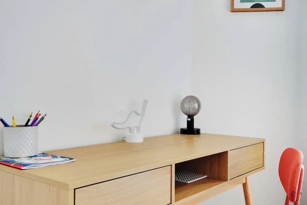 Cozy Apartment 2bdr/4p - in the Heart of Suresnes - Miniature 7